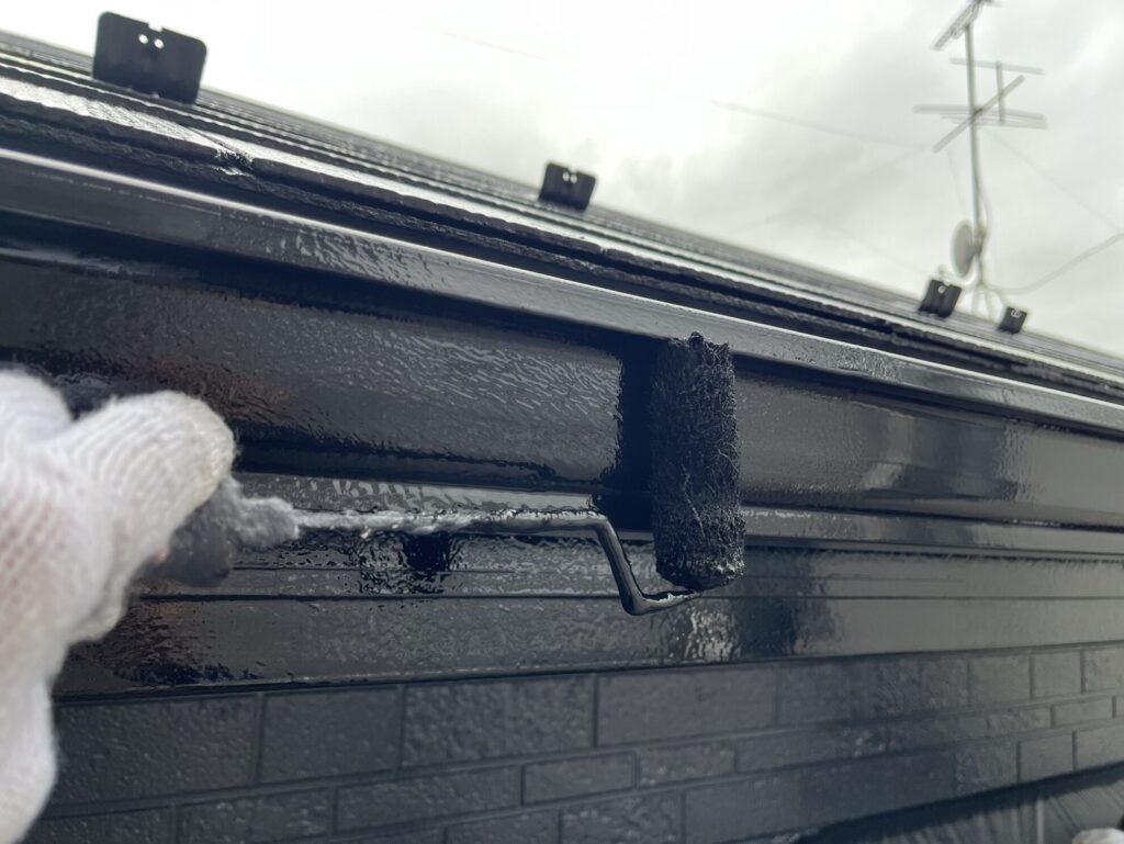【多賀城市 アパート塗装】破風・雨樋の塗装仕上げで美観と耐久性アップ！